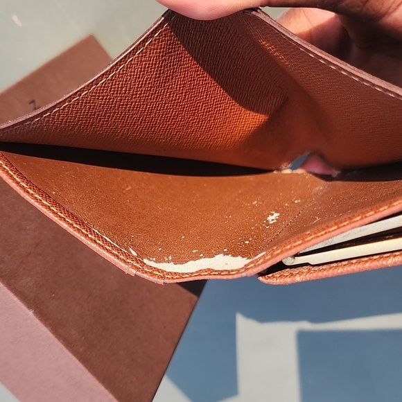 Authentic Louis Vuitton kisslock wallet - Picture 12 of 15